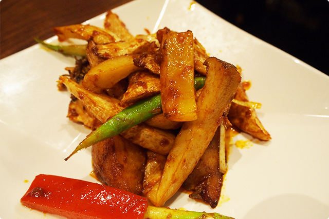 マコモ茸と季節野菜の海南醤炒め。