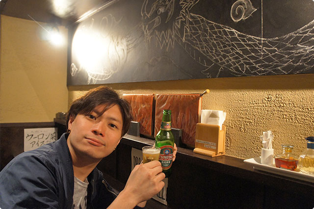 乾杯は青島ビールです。