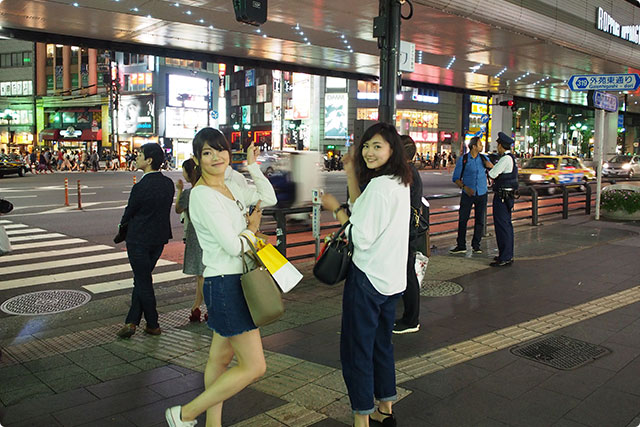 Good night! (at Roppongi crossing)

